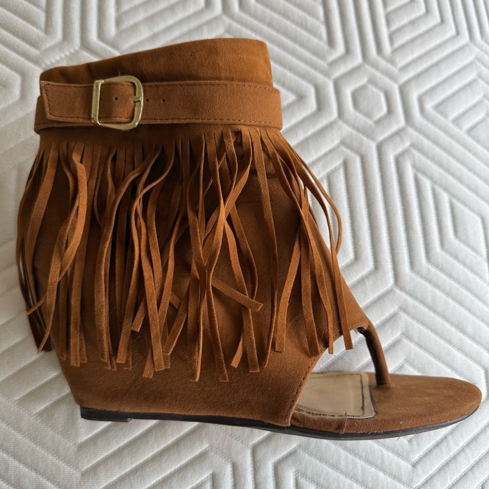 Y2K Fringe Wedge Sandals - Picture 4 of 6
